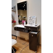 Showroom KUBIX Takara Belmont Complete Station With Mirror