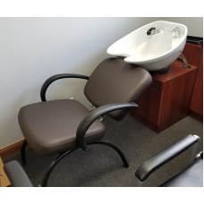 SHOWROOM CLEARANCE SALE- Pibbs Messina 3635 Shampoo Chair with cabinet and bowl