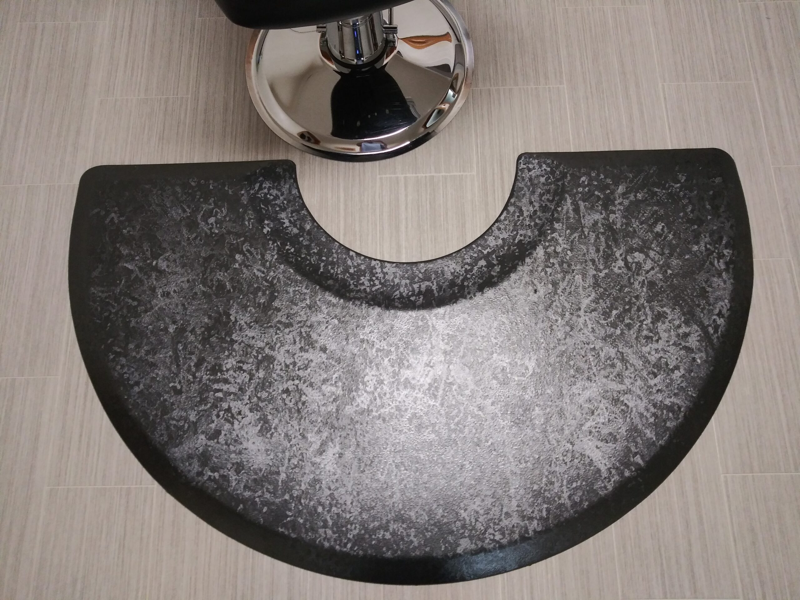 3 x 5 X 3/4 Semi Circle Sonora Salon Stylist Mat CCS3660SC - Image 2