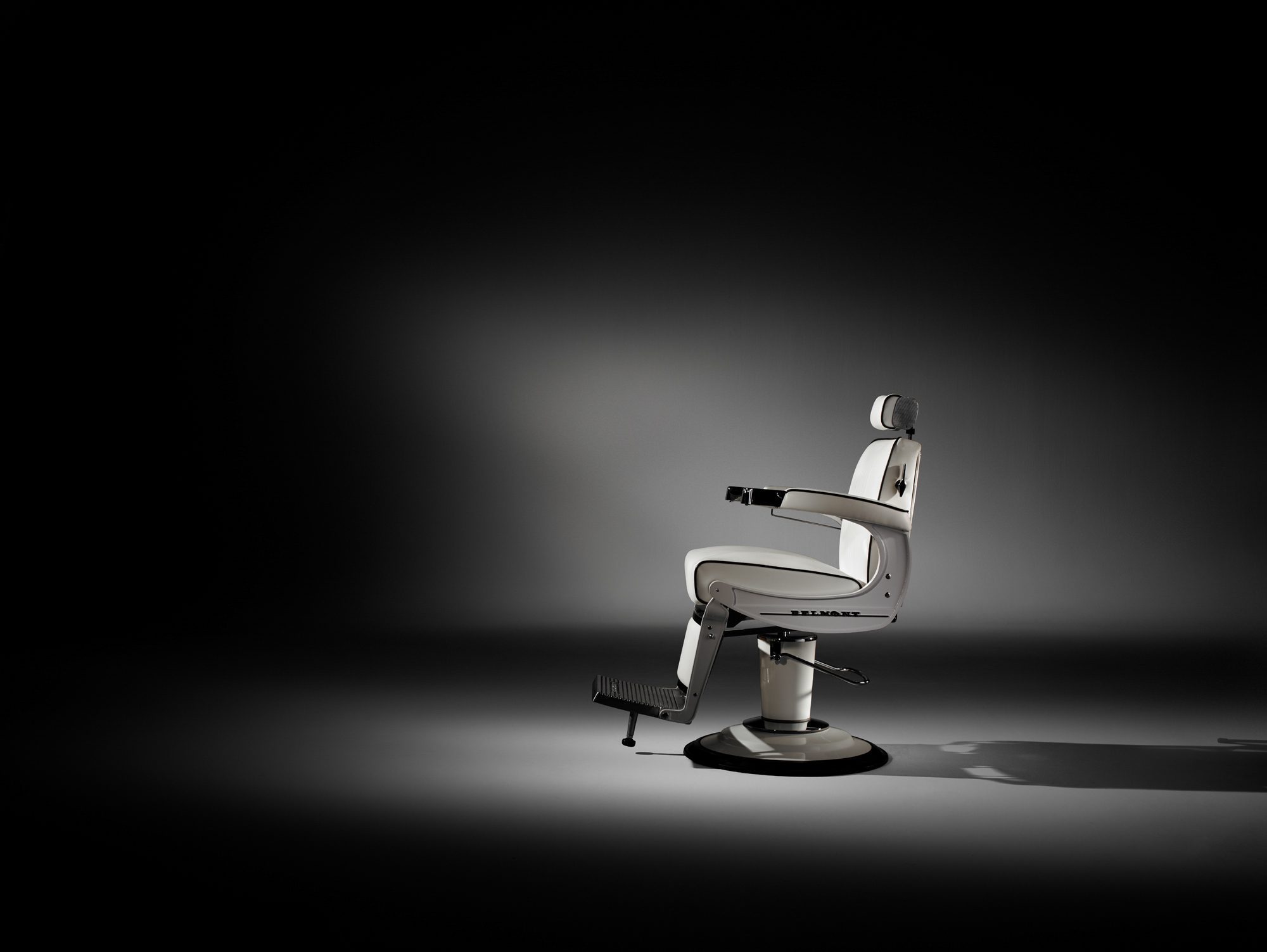 BB225 Elite White Elegance Barber Chair - Image 10
