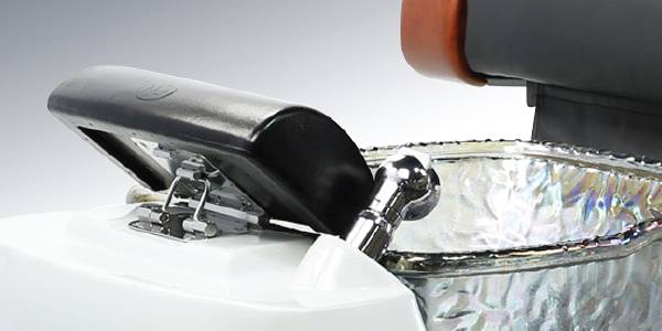 Cleo GX Pedicure Spa Chairs Call For Our Best Deals Please - Image 4