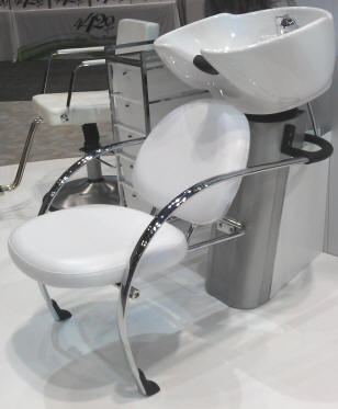 2805C Shampoo Unit Vacuum Breaker Included - Image 2