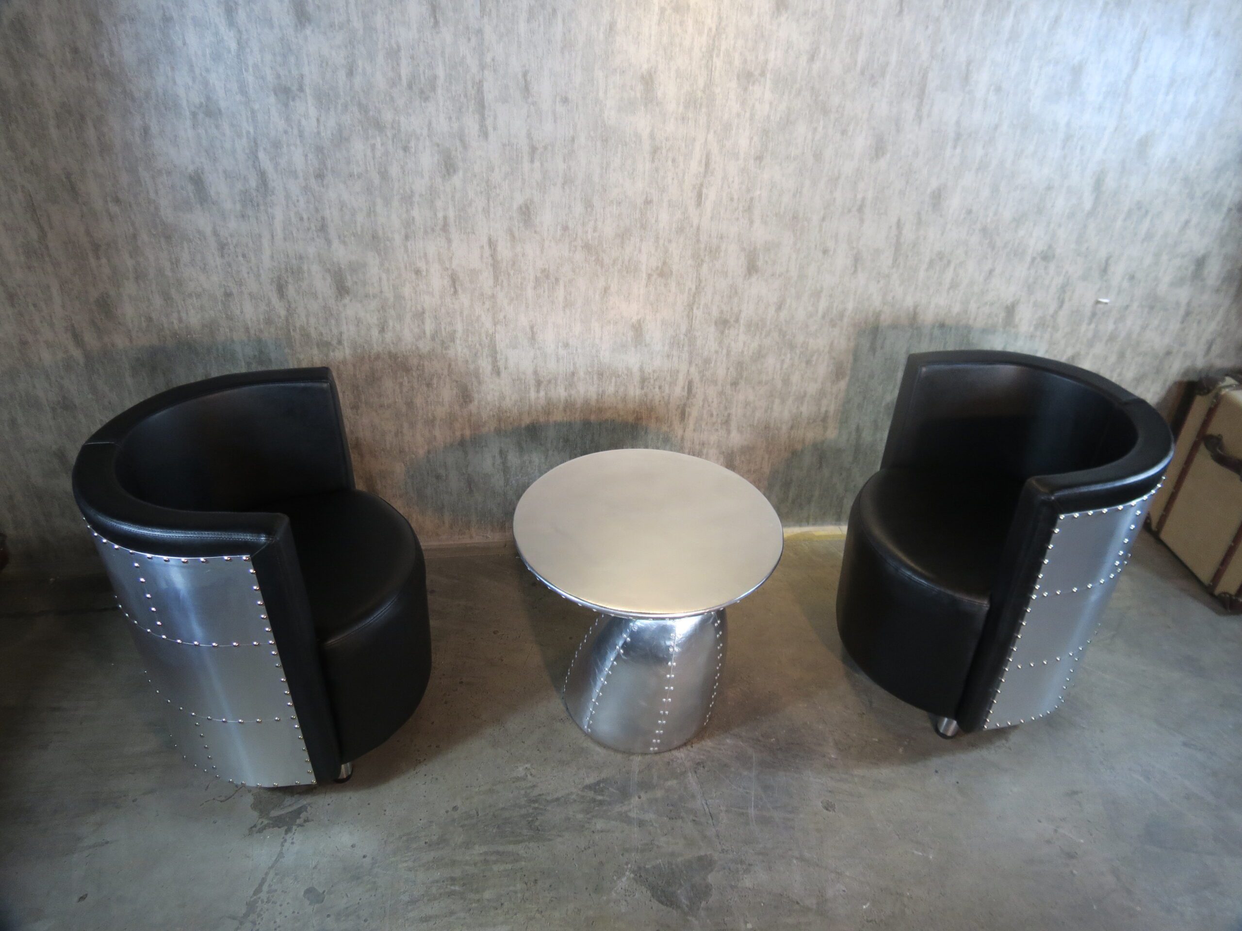 Solid Aluminum Magazine Table 24 X 20 FS052 - Image 3