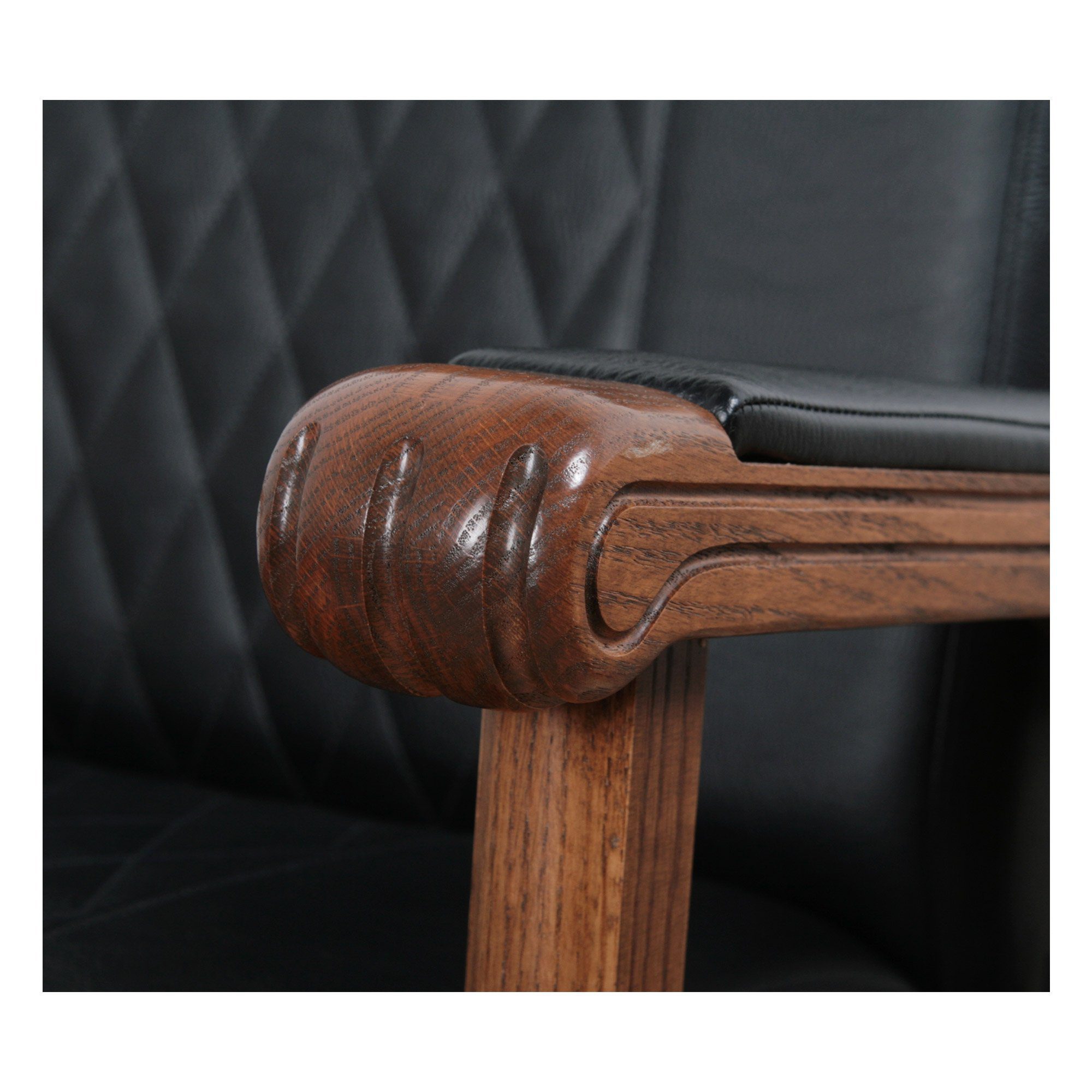 B220 Barber Chair USA Made A+ Quality - Image 3