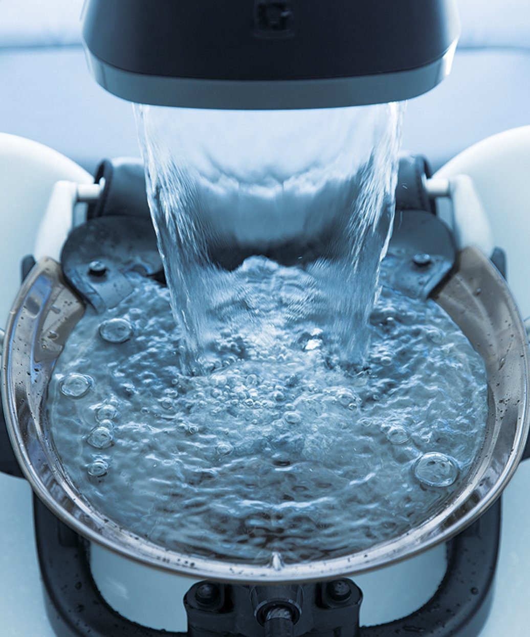 YUME Headbath Shampoo Waterfall Treatment - Image 3