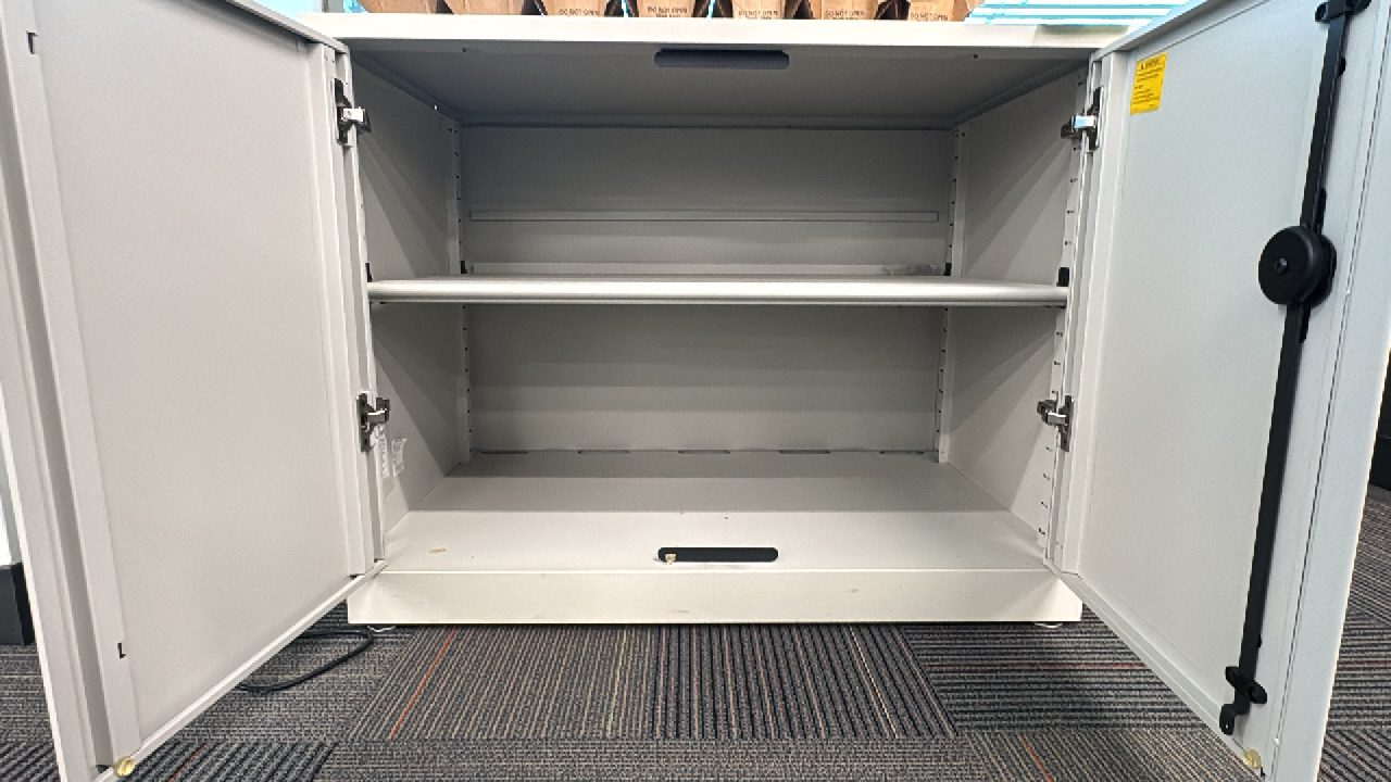 Steelcase USA Made Locking 2 Door Security Cabinet - Image 3