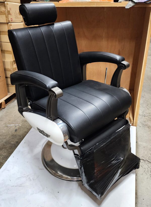 Black Takara Belmont Clipper Barber Chair (Show Model Like New)