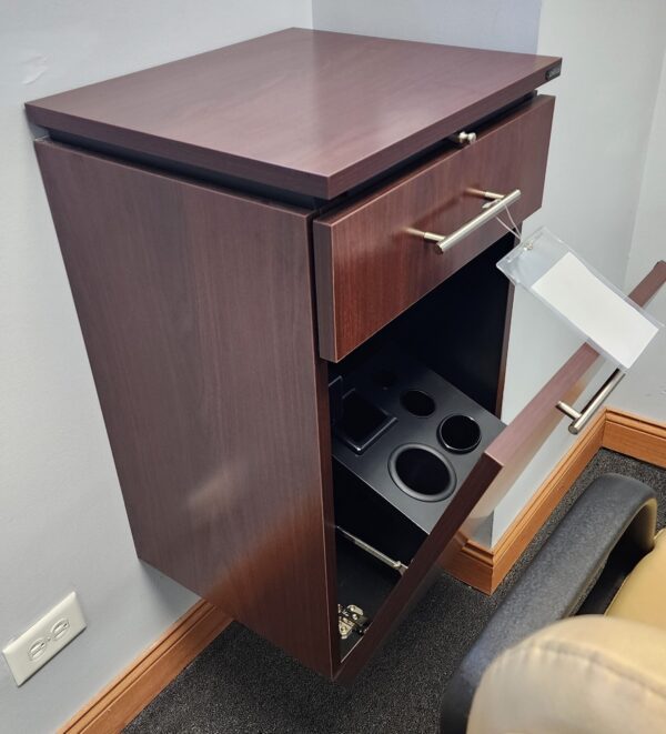 Showroom Model Wall Mount Styling Station Tilt Tool Panel